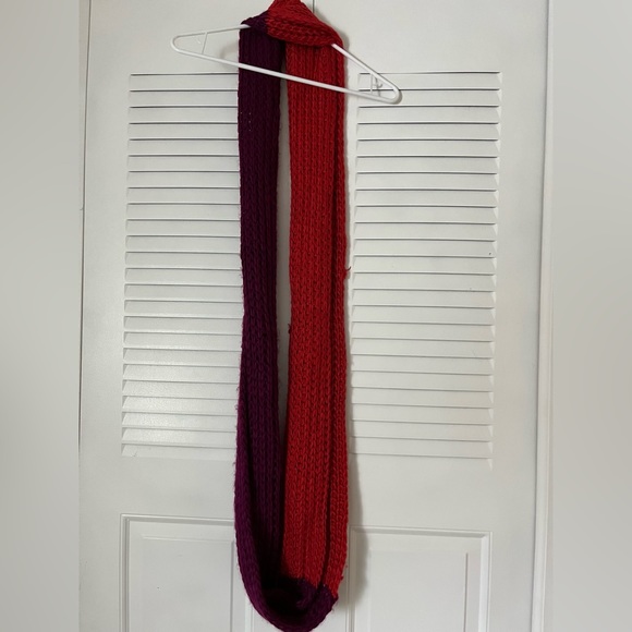 LOFT Infinity Scarf - Picture 3 of 3